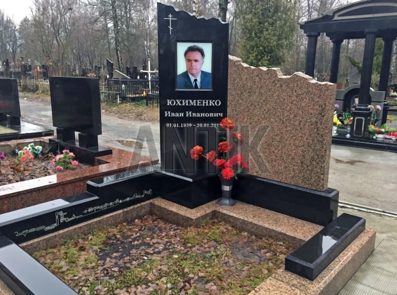 Традиции установки гранитных памятников на могилы - истоки